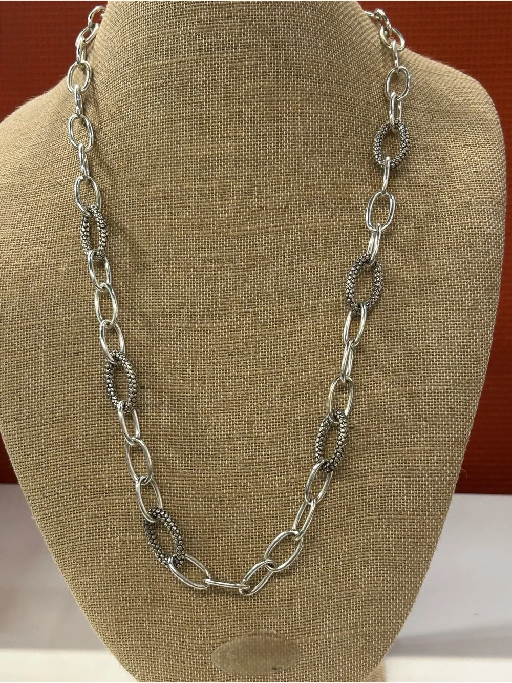 Silver tone Chain Link chunky Necklace - Women's Jewelry